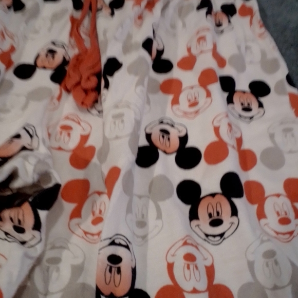 958-39) Disney women's mickey mouse shorts - Picture 2 of 4